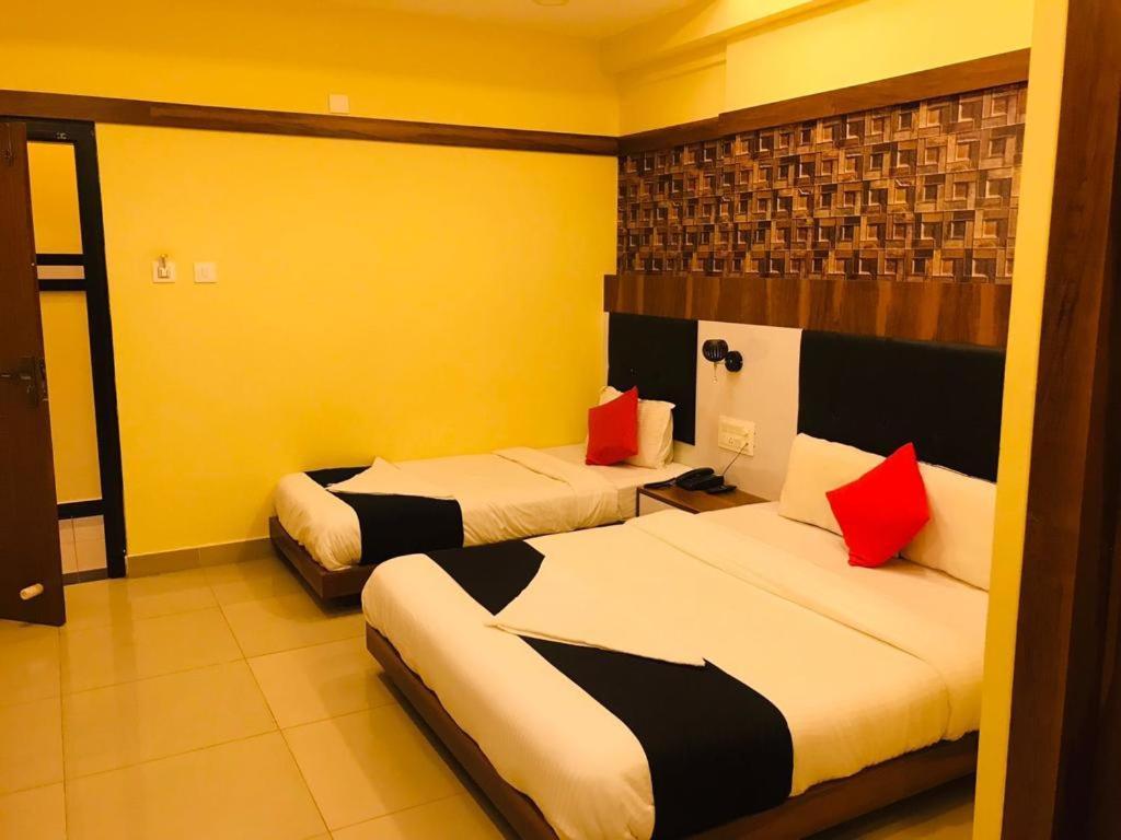 Hotel Keerthana Puttur Puttur  المظهر الخارجي الصورة